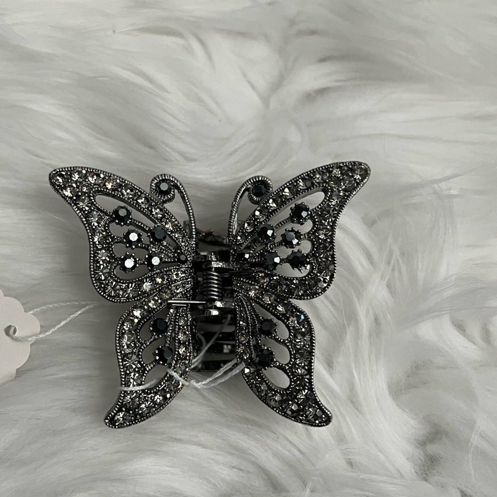 NWT Silvertone butterfly hair clip